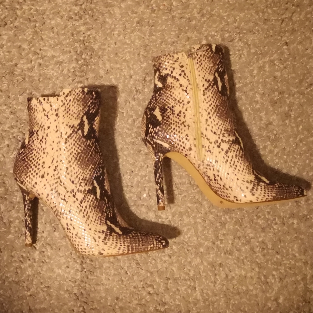 Jessica Simpson Python Booties